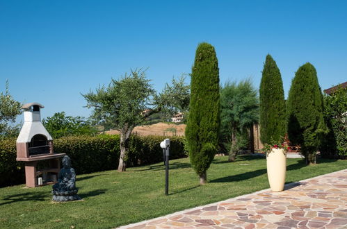 Foto 4 - Haus mit 3 Schlafzimmern in Città Sant'Angelo mit schwimmbad und blick aufs meer