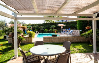 Photo 2 - 3 bedroom House in Città Sant'Angelo with swimming pool and garden