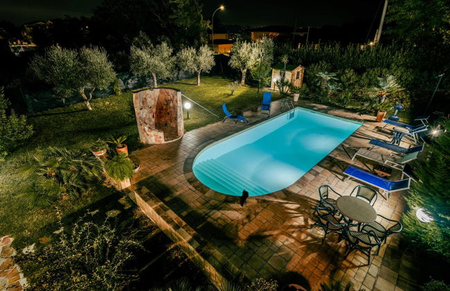 Casa de 3 quartos em Città Sant'Angelo com piscina e jardim - Foto 22