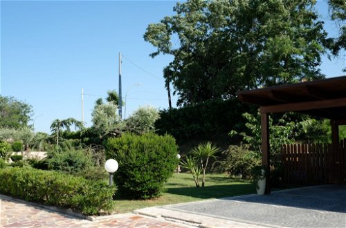 Foto 17 - Casa de 3 habitaciones en Città Sant'Angelo con piscina y vistas al mar