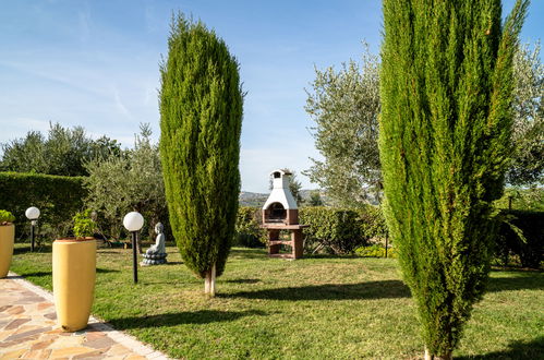 Foto 40 - Casa con 3 camere da letto a Città Sant'Angelo con piscina e giardino