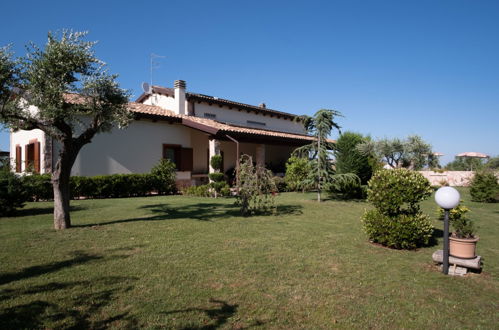 Photo 2 - 3 bedroom House in Città Sant'Angelo with swimming pool and sea view