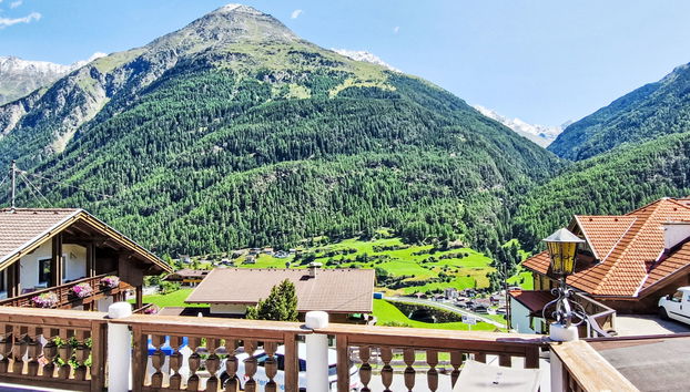 4 bedroom Apartment in Sölden with terrace - Photo 2
