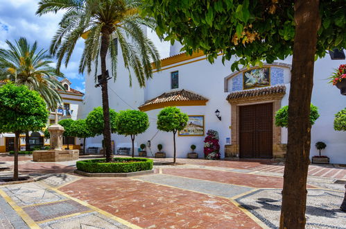 Photo 34 - Appartement de 2 chambres à Marbella avec piscine et vues à la mer