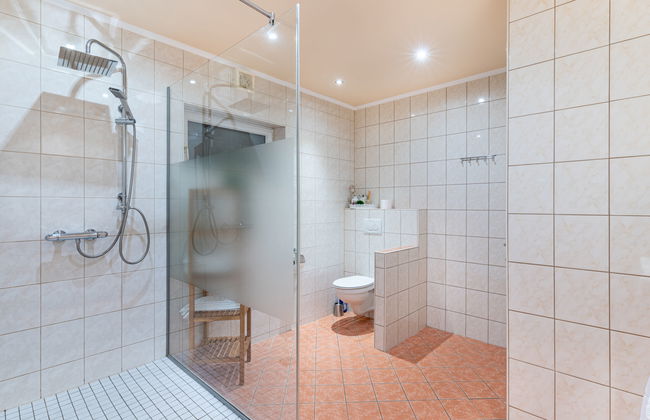 Casa de 4 quartos em Reichenau com jardim e terraço - Foto 5