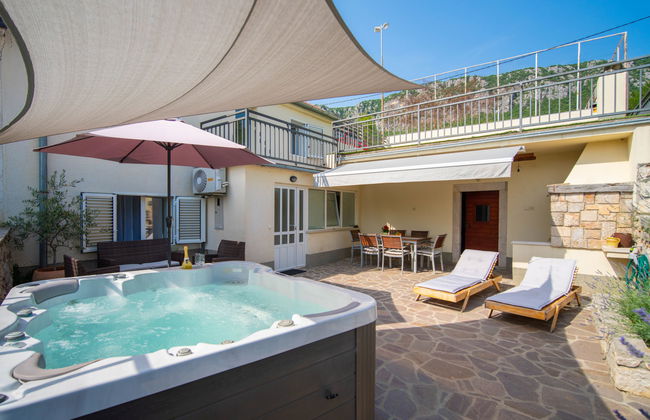 Casa de 3 quartos em Vinodolska Općina com piscina privada e jardim - Foto 4