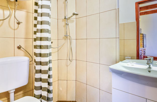 Casa de 3 quartos em Vinodolska Općina com piscina privada e jardim - Foto 21