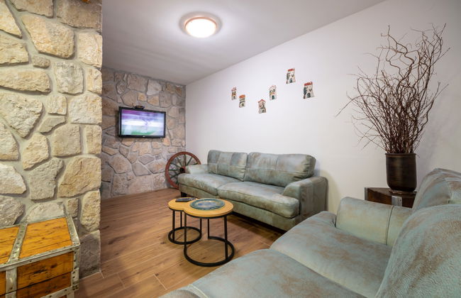 Casa de 3 quartos em Vinodolska Općina com piscina privada e jardim - Foto 5