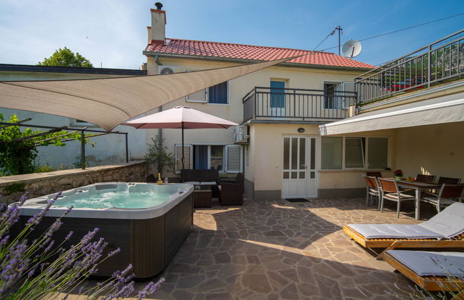 Casa de 3 quartos em Vinodolska Općina com piscina privada e jardim - Foto 28