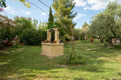 Photo 24 - 3 bedroom Apartment in Collecorvino with swimming pool and garden