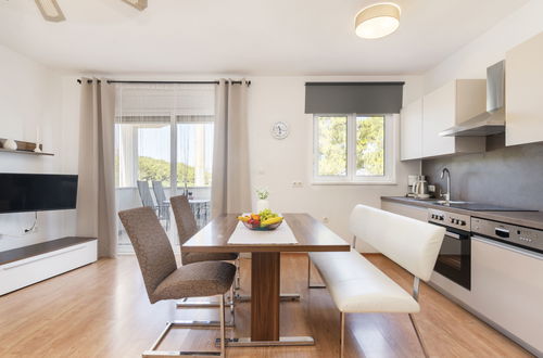 Foto 7 - Apartamento de 2 quartos em Split com terraço