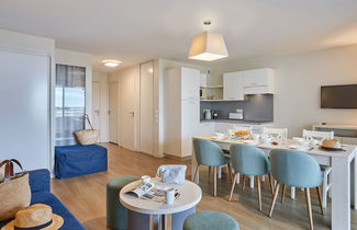 Photo 2 - 2 bedroom Apartment in La Grande-Motte with swimming pool and terrace