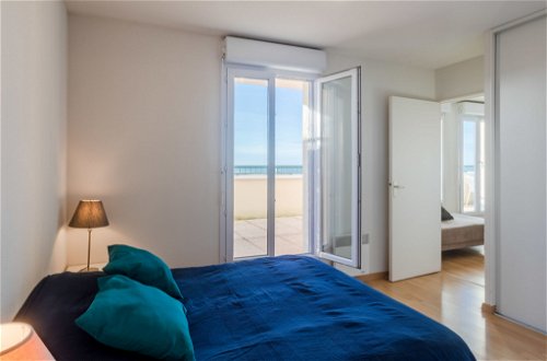 Foto 12 - Apartamento de 3 habitaciones en Dives-sur-Mer con piscina y vistas al mar