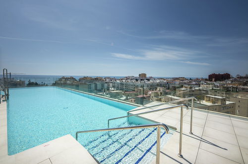 Photo 1 - 2 bedroom Apartment in Estepona with swimming pool and terrace