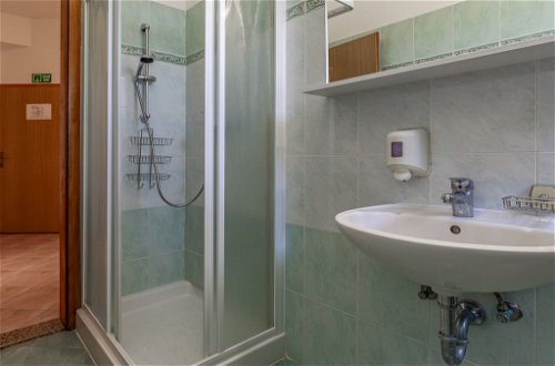 Photo 17 - 1 bedroom Apartment in Medulin with swimming pool and garden