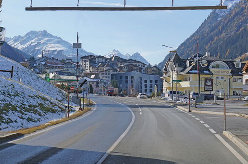 Foto 34 - Apartamento de 2 habitaciones en Ischgl con vistas a la montaña