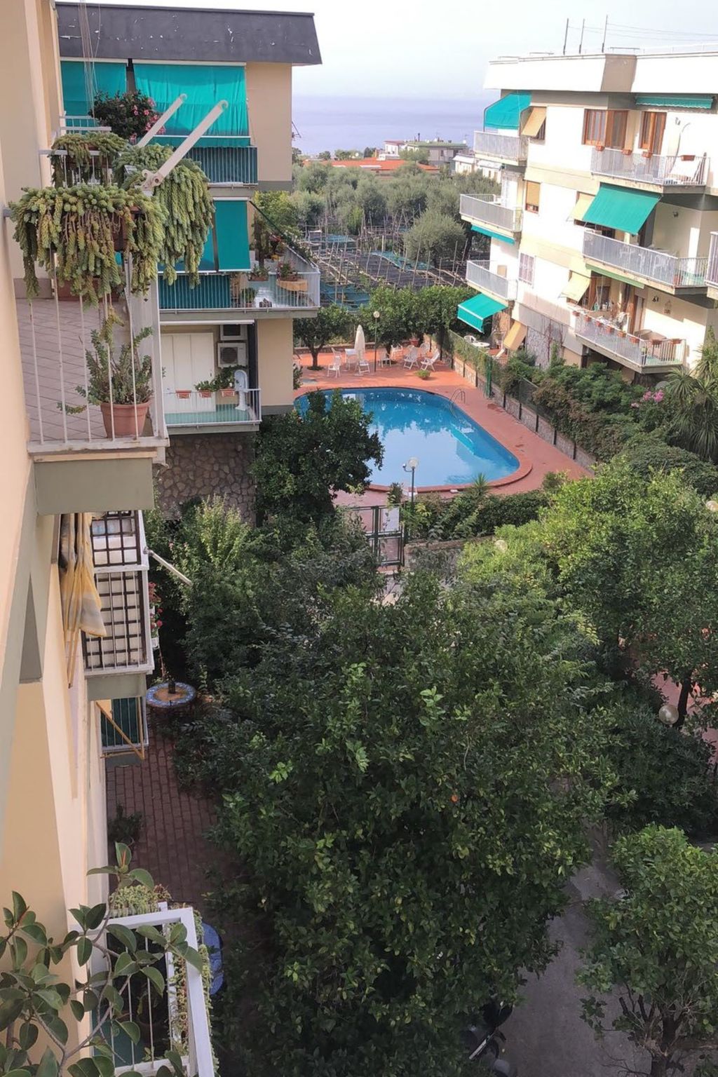 Foto 3 - Apartamento de 2 habitaciones en Sorrento con piscina y vistas al mar