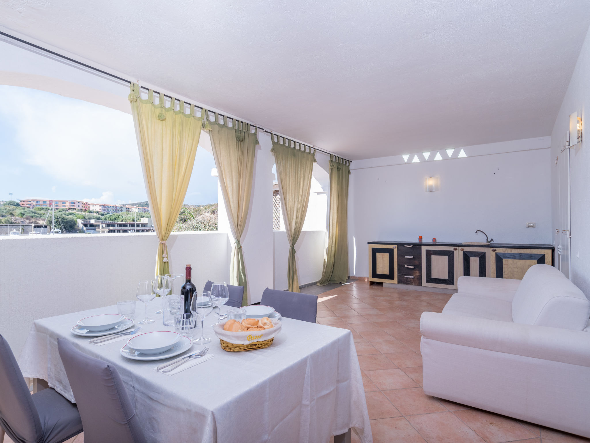 Foto 1 - Appartamento con 2 camere da letto a Santa Teresa Gallura con terrazza e vista mare