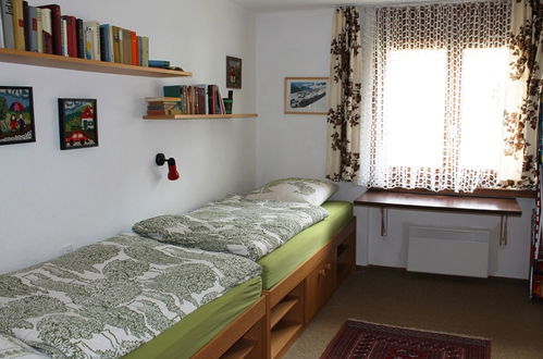 Foto 6 - Appartamento con 2 camere da letto a Tujetsch