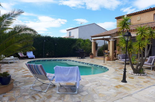 Foto 21 - Casa de 3 quartos em Fréjus com piscina privada e vistas do mar