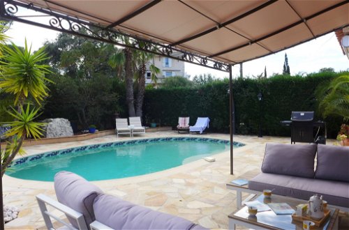 Foto 2 - Casa de 3 quartos em Fréjus com piscina privada e vistas do mar