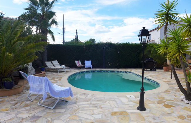 Casa de 4 quartos em Fréjus com piscina privada e jardim - Foto 20