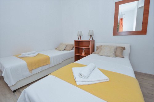 Foto 8 - Appartamento con 2 camere da letto a Zara con terrazza e vista mare