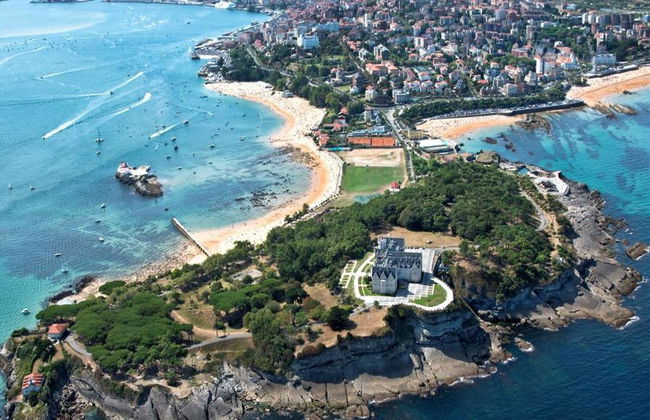 Private Tour: Car Disposal and Driver to Discover Santander from Bilbao - Foto 2