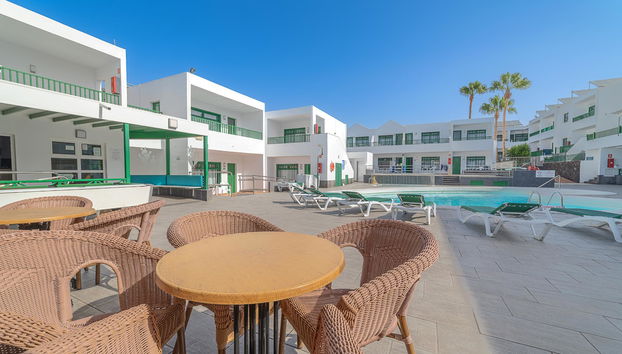 Elena Apartamentos - Photo 3