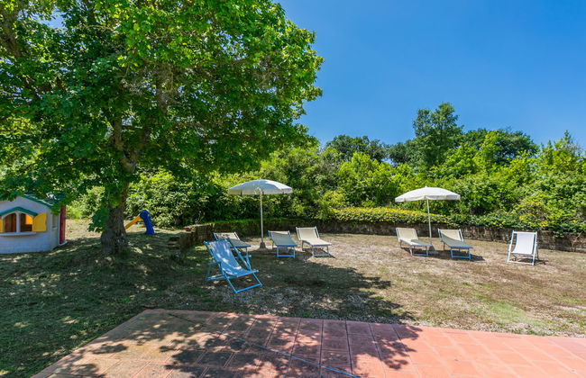 3 bedroom Apartment in Castelnuovo di Val di Cecina with swimming pool and garden - Photo 36