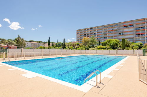 Foto 23 - Apartamento de 1 habitación en Sainte-Maxime con piscina y jardín