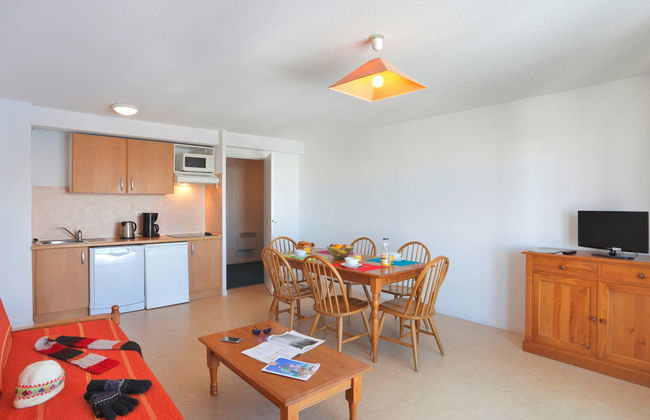 Apartamento de 4 quartos em Germ com piscina e jardim - Foto 7