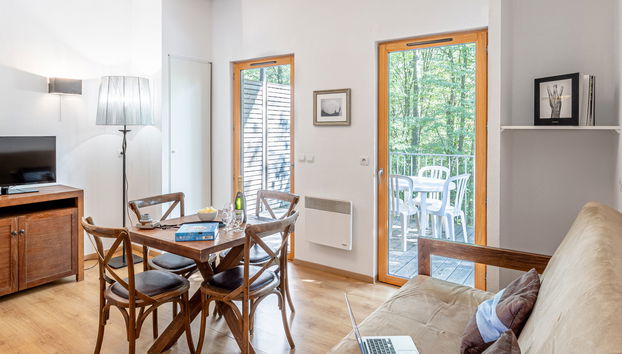 Haus mit 2 Schlafzimmern in Eppe-Sauvage mit terrasse - Foto 5