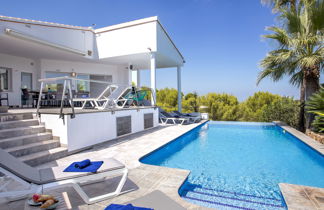 Foto 1 - Casa de 3 quartos em Pedreguer com piscina privada e vistas do mar