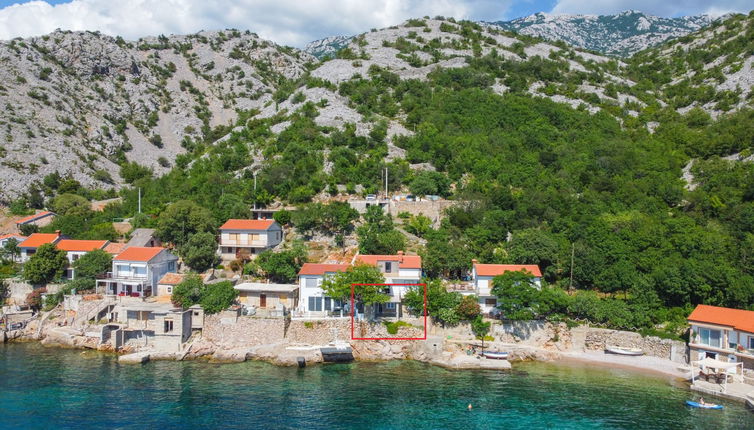 Foto 1 - Apartamento de 2 habitaciones en Senj con terraza y vistas al mar