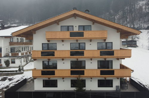 Foto 35 - Apartamento de 4 quartos em Ramsau im Zillertal com terraço e vista para a montanha