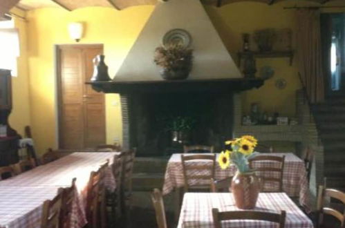 Photo 9 - Charming Villa With 6 Bedrooms in Umbria - Italy