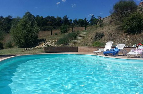 Photo 6 - Amazing Italian Country House With Swimming Pool