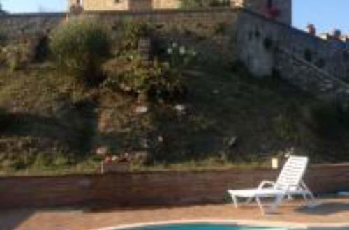 Foto 6 - Charming Villa With 6 Bedrooms in Umbria - Italy