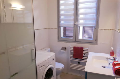 Foto 5 - Apartment mit 1 Schlafzimmer in Salon-de-Provence