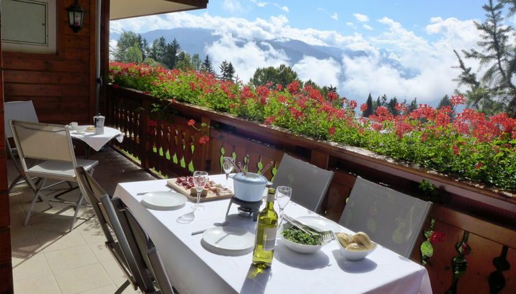 Photo 1 - Appartement de 2 chambres à Crans-Montana avec terrasse et sauna