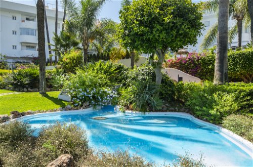 Photo 19 - Appartement de 3 chambres à Marbella avec piscine et vues à la mer