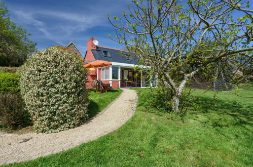 Foto 2 - Casa de 1 quarto em Pouldreuzic com jardim e vistas do mar