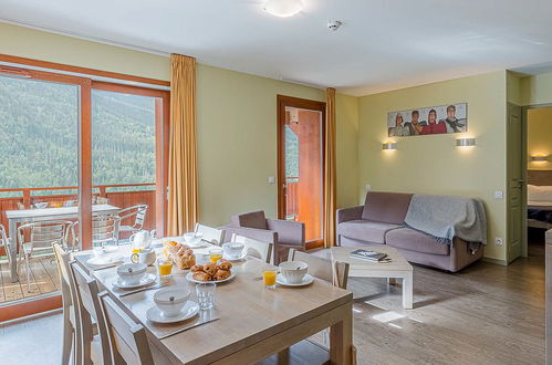 Foto 7 - Apartamento de 2 quartos em Vaujany com piscina e terraço