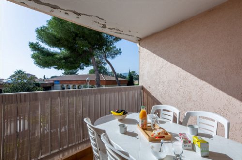 Photo 22 - Appartement de 1 chambre à Fréjus avec terrasse et vues à la mer