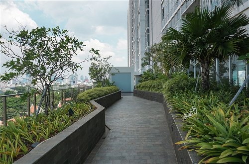 Photo 22 - Exquisite Studio Menteng Park Apartment
