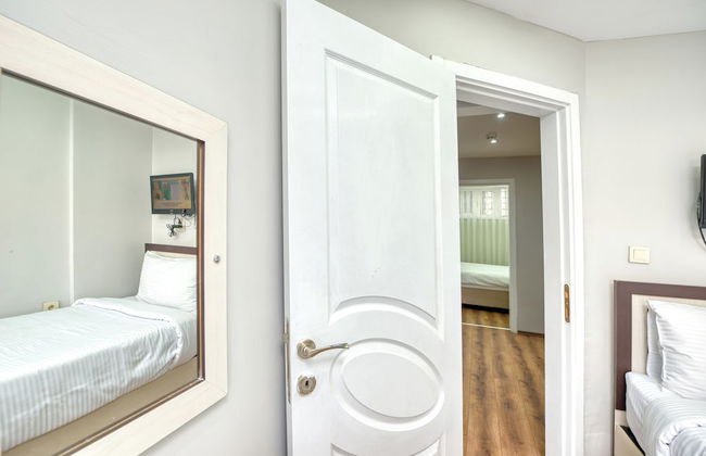 Bright Apart Hotel - Photo 36