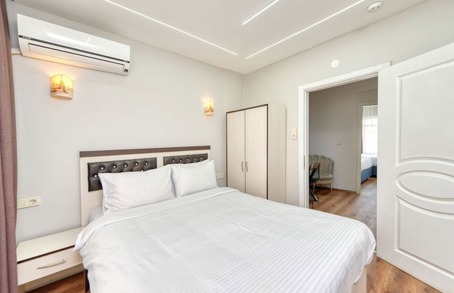 Bright Apart Hotel - Photo 33