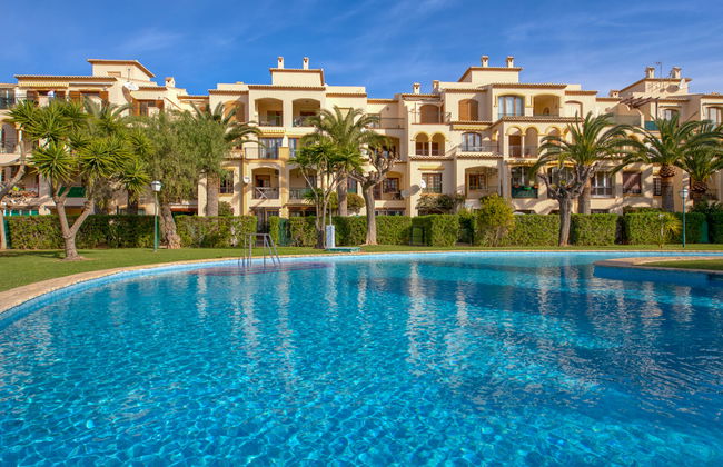 Apartamento de 3 quartos em Jávea com piscina e jardim - Foto 2
