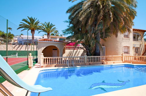 Foto 1 - Casa de 4 quartos em Calp com piscina privada e vistas do mar